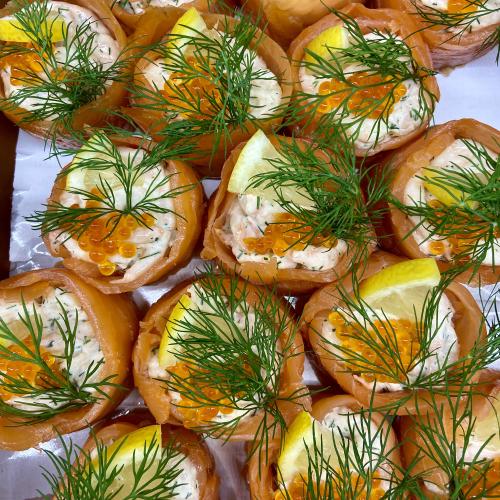 Bild på Canapé med skagenröra